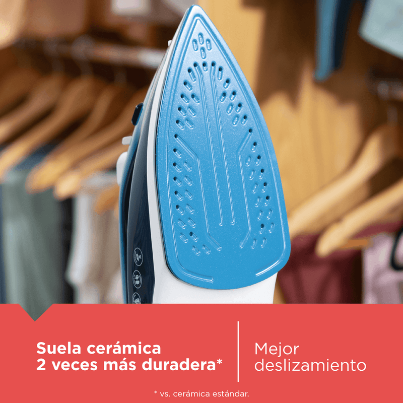 Plancha Black+Decker con cable retráctil - ICR004B-LA