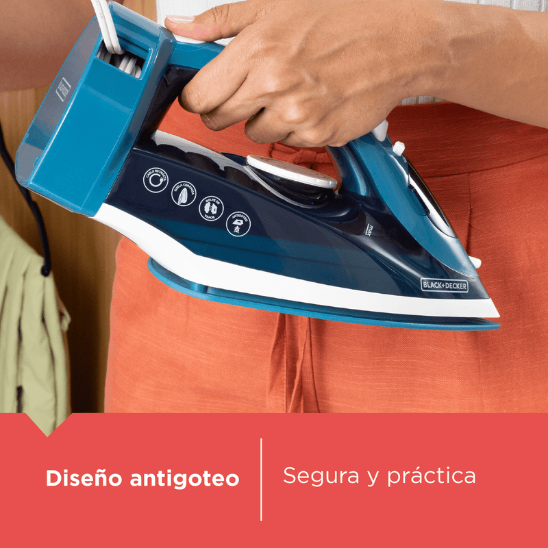 Plancha Black+Decker con cable retráctil - ICR004B-LA