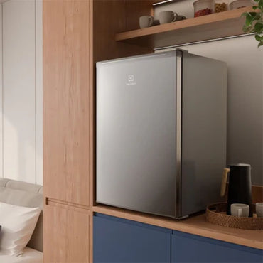 Congelador Vertical Electrolux 98L Gris EFU98S3C6AS